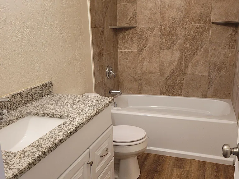 8605 Ambassador Rd — Photo 8