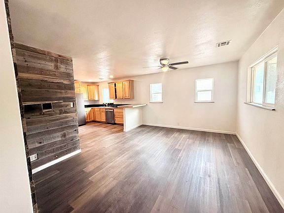 5th image of 530 Linda Vista Dr