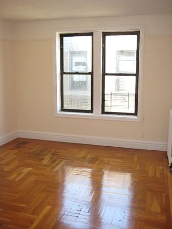 2nd image of 624 E 220th St APT 5B