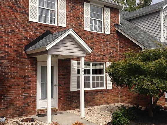 2nd image of 405 Amanda Cir #1