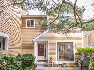 35 Pond View Ln, Chappaqua, NY 10514