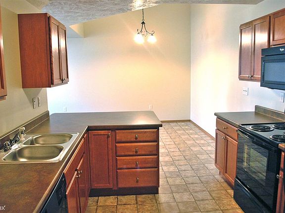 3rd image of 7440 S Homan Pl Unit 1