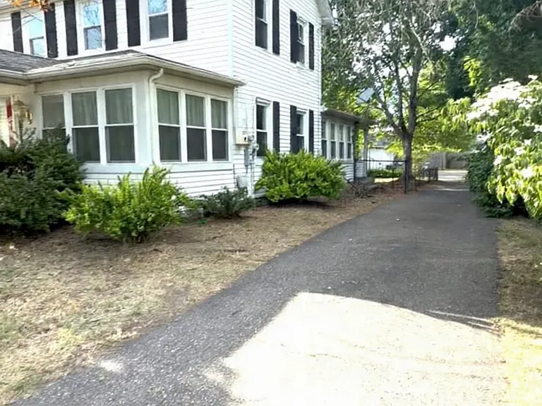217 Church St — Photo 13