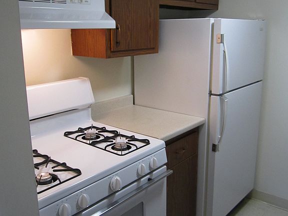 3rd image of 5398 Main St APT 2