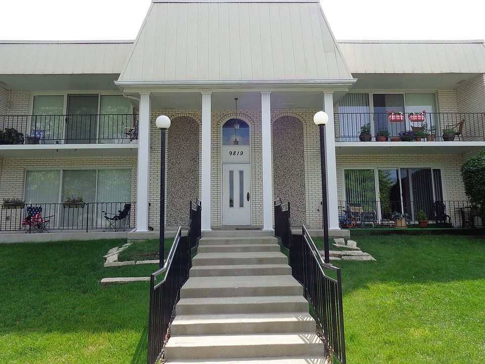 1st image of 9819 S Keeler Ave APT 2C