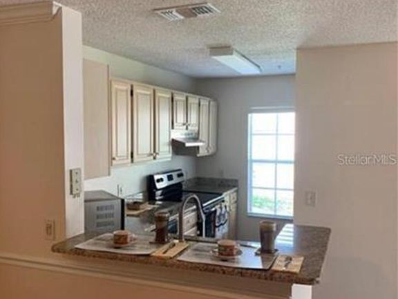2nd image of 1930 Summer Club Dr APT 202