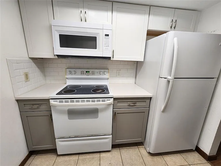 1209 SW 80th Dr — Photo 11