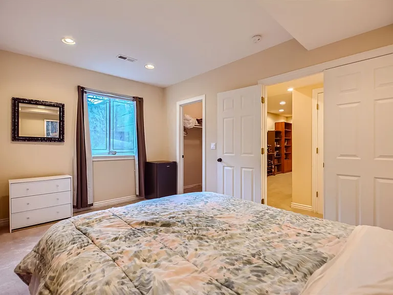 817 Mount Evans Ct — Photo 23