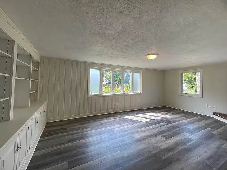 1600 Treboy Ave — Photo 18