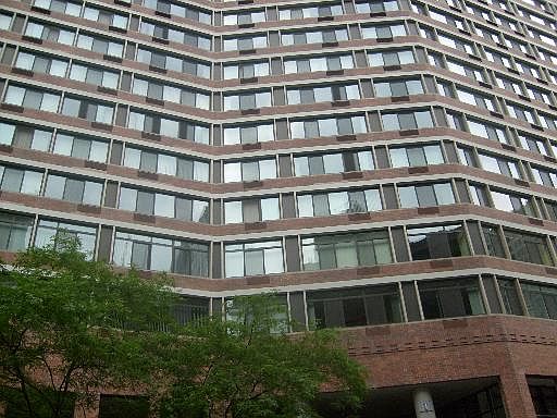 1st image of 211 E Ohio St APT 1523