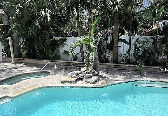 3rd image of 827 Roosevelt Blvd #S327