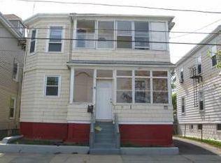 31 Cumerford St, Providence, RI 02909