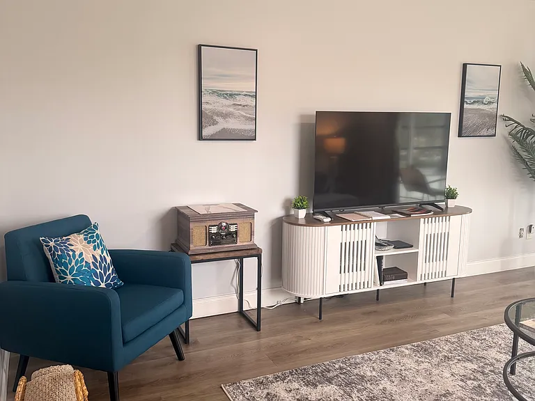 75 Royal Oak Ct #201 — Photo 29