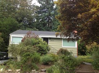 10819 12th Ave NE, Seattle, WA 98125