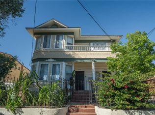 252 W 11th St, San Pedro, CA 90731