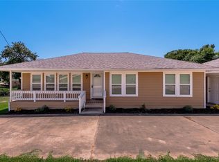 280 Crestmont St, Pointblank, TX 77364