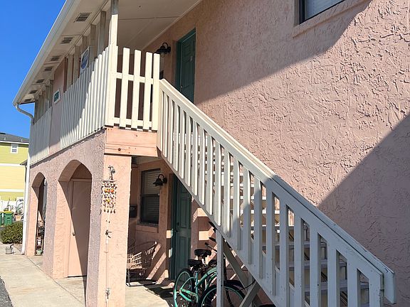 2nd image of 126 8th Ave S APT D