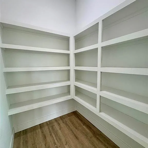 Kitchen Chef Pantry