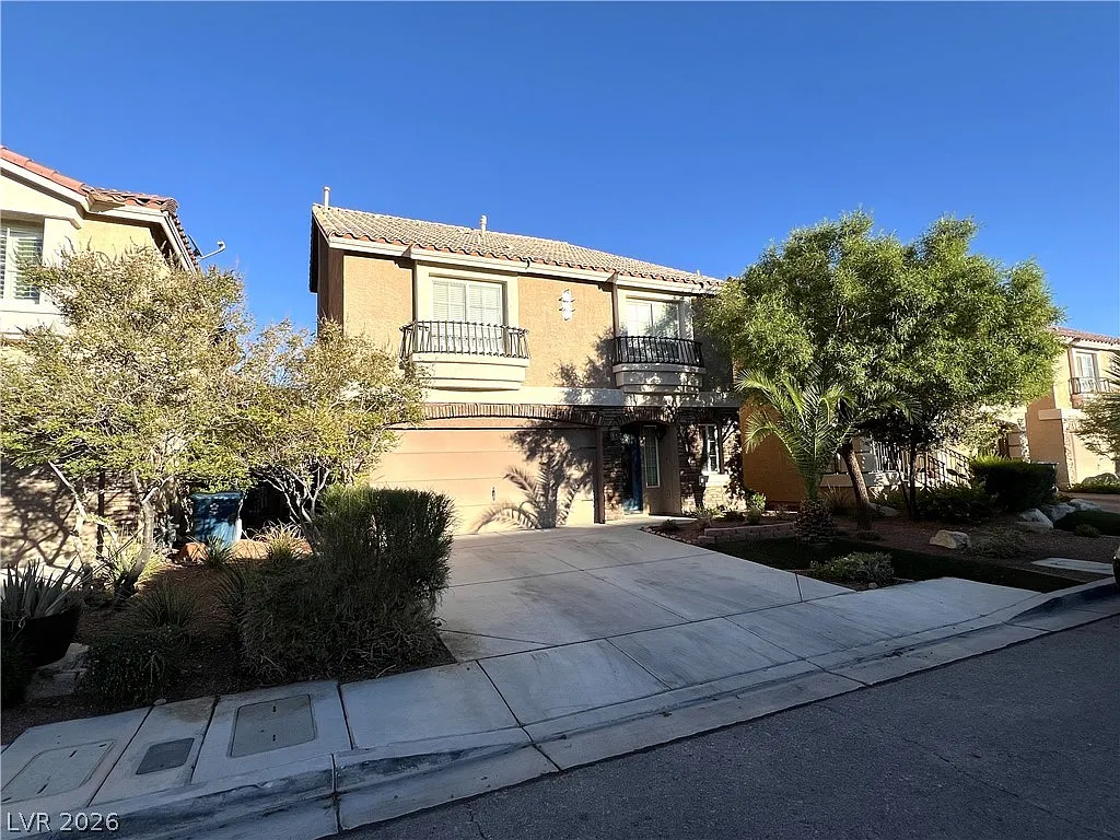 4 bed, 3.5 bath, 2627 sqft, $2,250 — Photo 1
