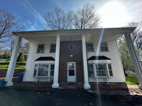 32 Arnold Drive, East Hartford, CT 06108