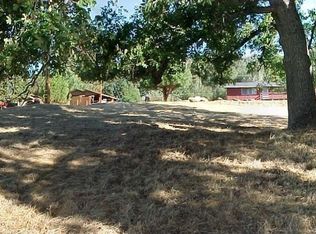 19811 Cottonwood St, Groveland, CA