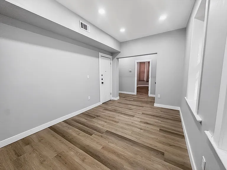 113 Elizabeth Ave #3 — Photo 9