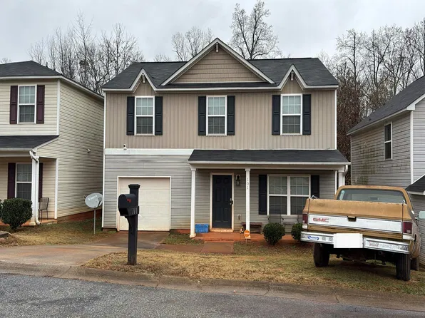 101 Katrina Ct, Piedmont, SC 29673