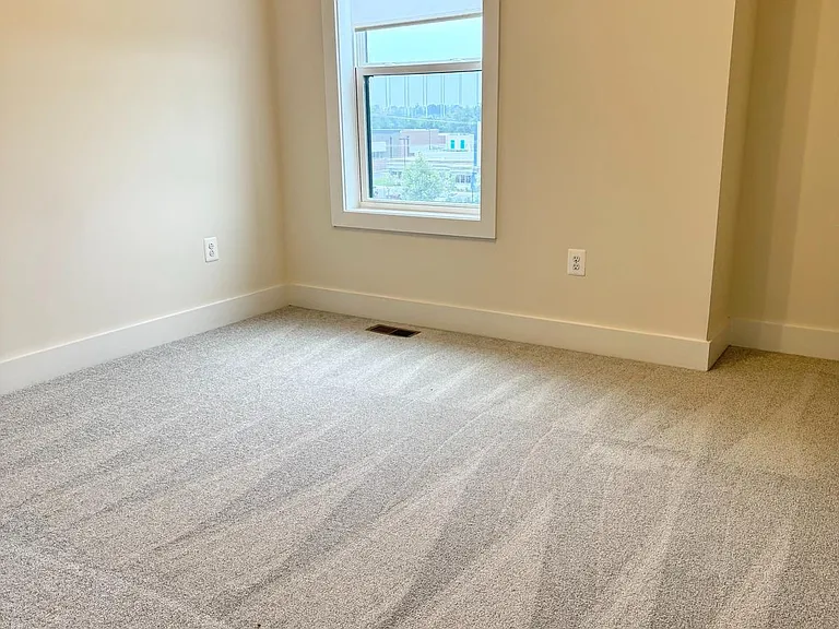 44858 Tiverton Sq — Photo 22