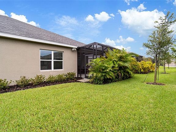 3rd image of 7415 Parkshore Dr