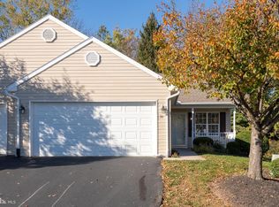 90 Hagarman Dr #90, York, PA 17408