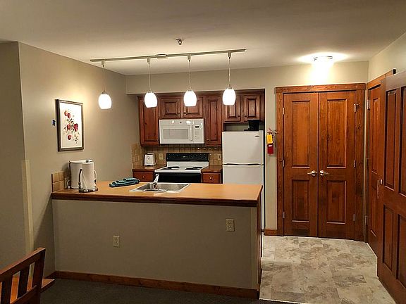 5th image of 30 Highland House Trl #302