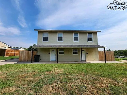 3200 Birch St Photo 1