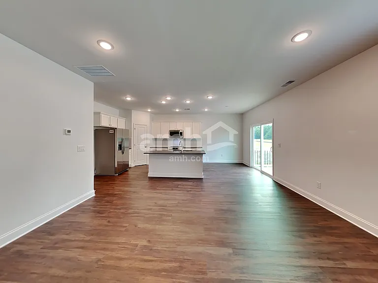 163 Pecan Dr — Photo 6