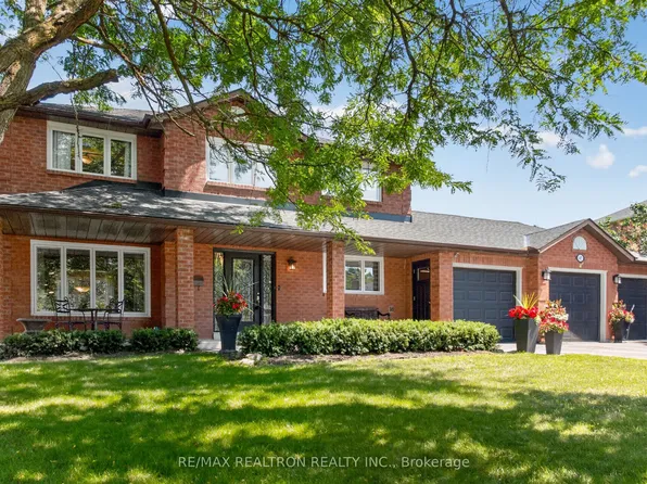 47 Maple Way, East Gwillimbury, ON L0G 1V0