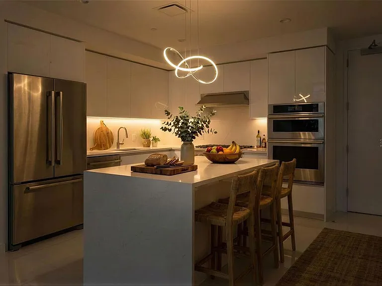400 Central Ave #1806 — Photo 2