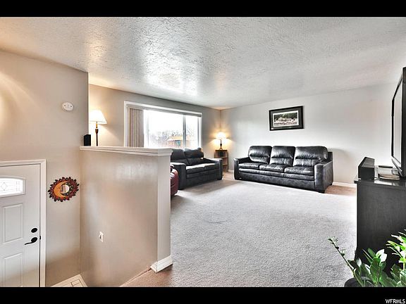 5th image of 10521 S Godatia Cir