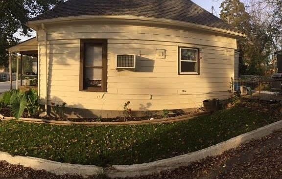 3rd image of 223 S Neconi Ave