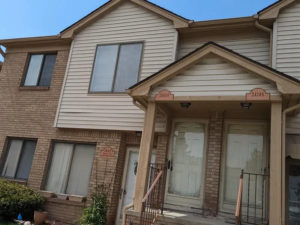 24150 Ashford Ln, Clinton Township, MI 48036