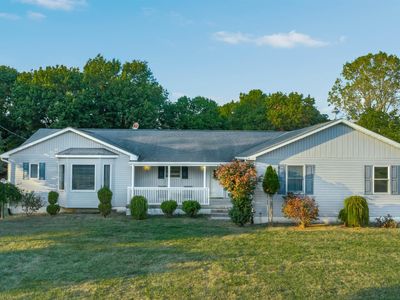 300 Parkwood Dr, Metamora, MI, 48455