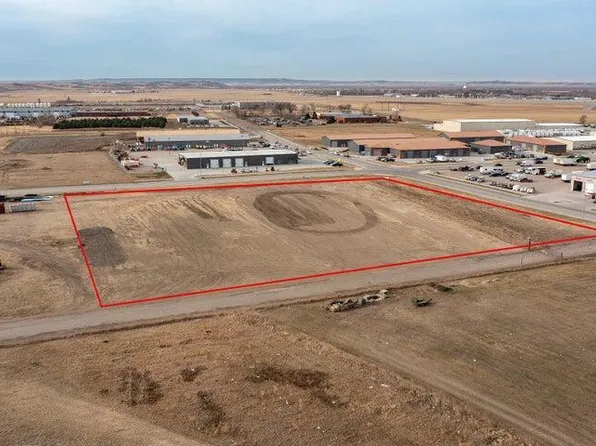 3102 Morrison Ave, Bismarck, ND 58504