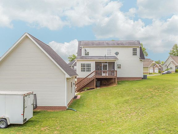 4th image of 281 Thoroughbred Dr NW #19