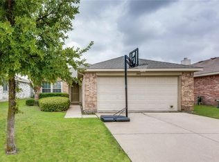 2002 Fairview Dr, Forney, TX 75126