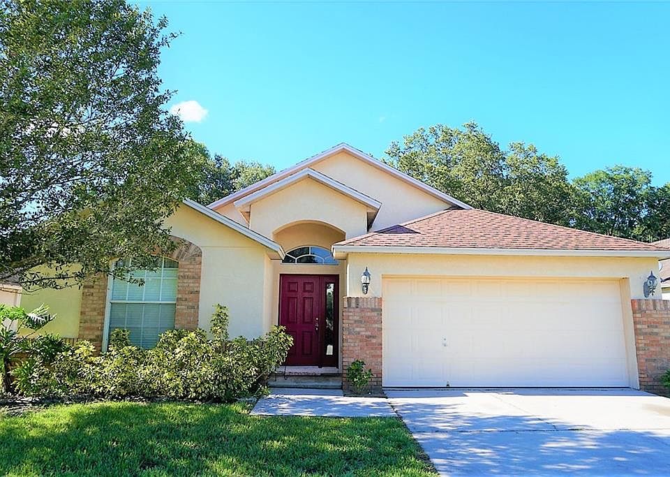 1st image of 104 Citrus Landing Dr
