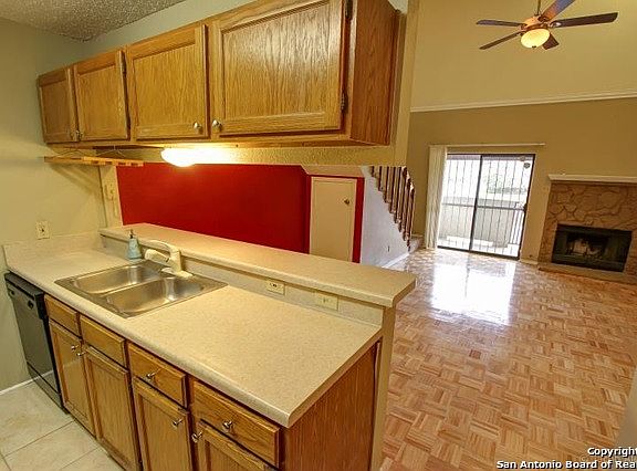 5th image of 5322 MEDICAL DR #203E