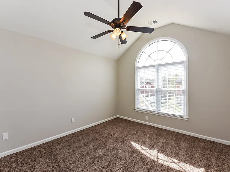 4340 Cambridge Dr — Photo 12