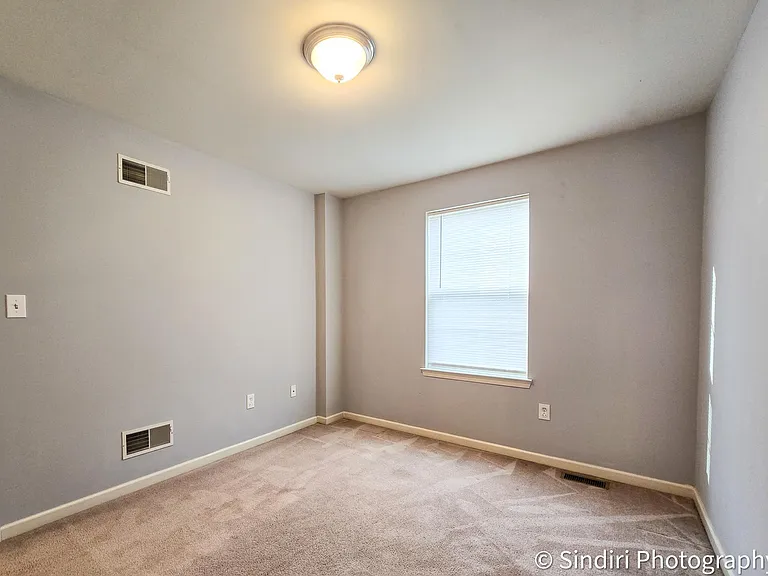 6419 Creekbend Dr — Photo 15