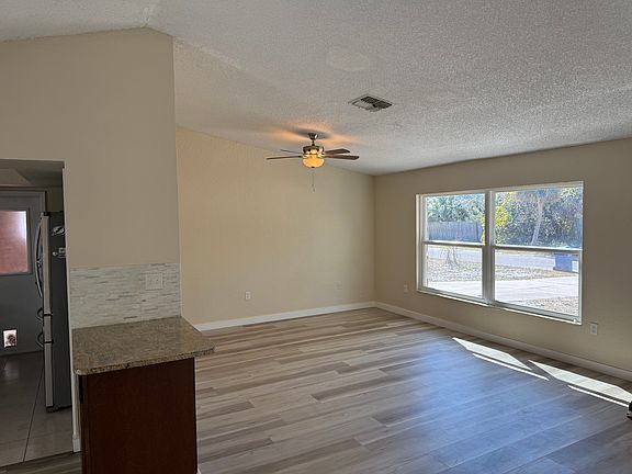 5th image of 5086 Castile Way S