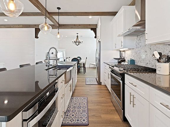 5th image of 145 Cypress Breeze Blvd S