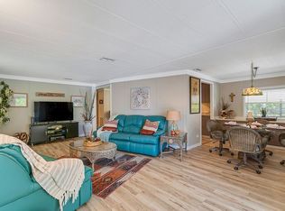 360 Lone Pine Ln, Hallandale, FL 33009