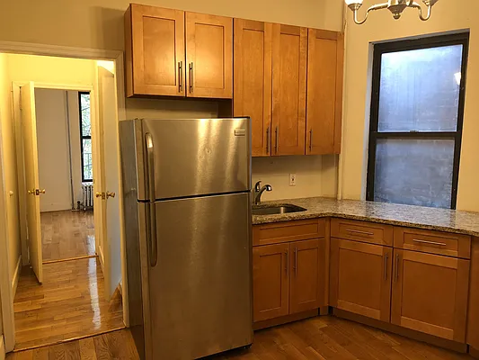 Rented by In Haus LLC | media 15